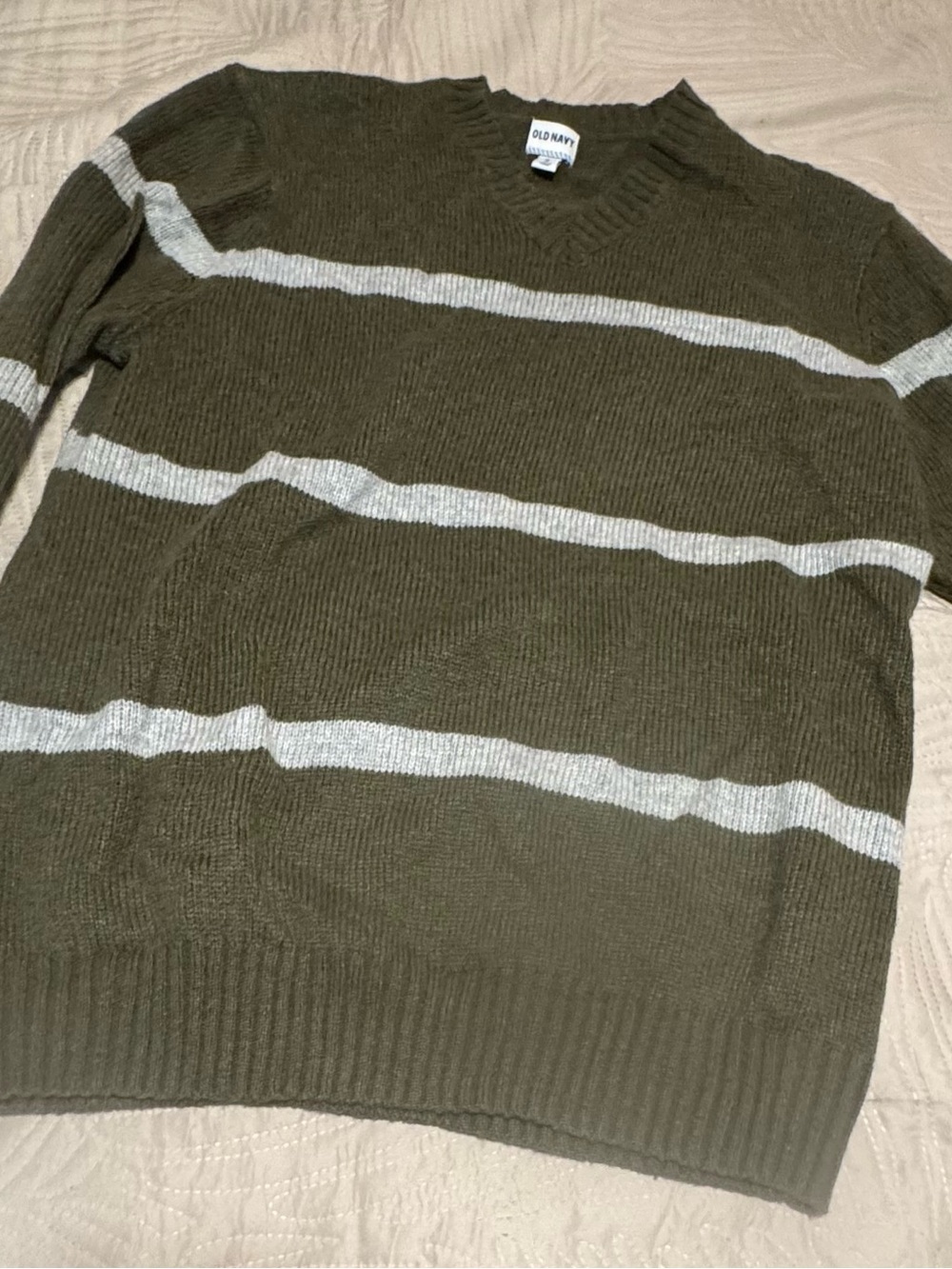 Old Navy Men's Olive Green V-Neck Sweater with Light Gray Stripes Size XL